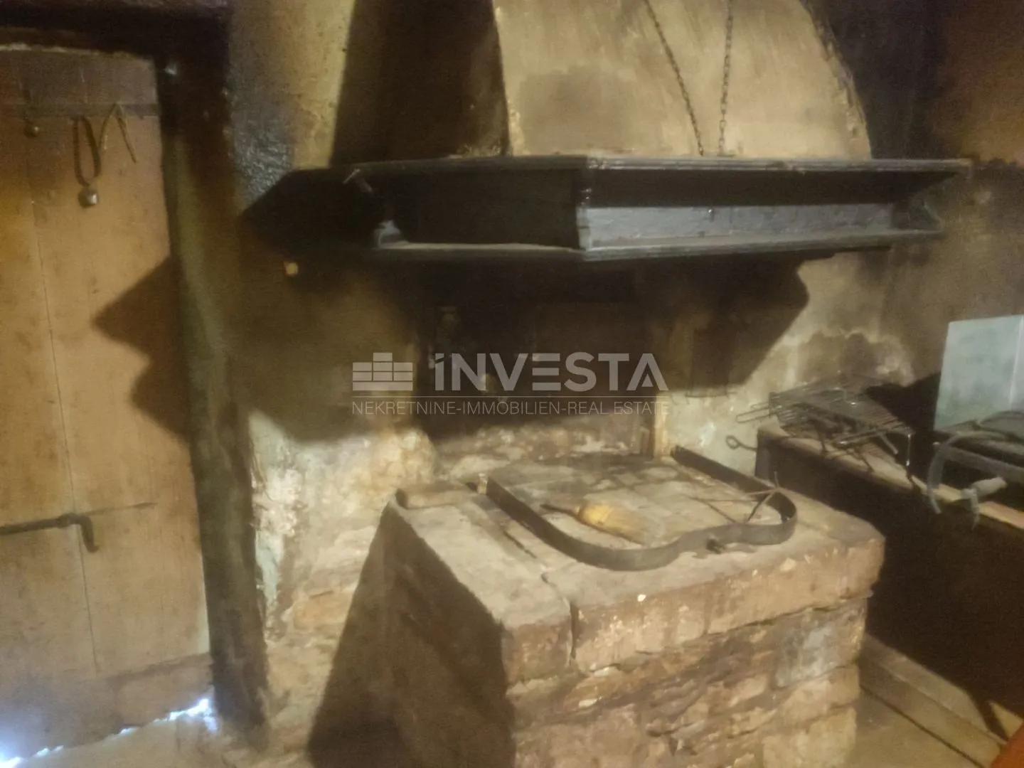 Kuća u centru Bala - cover