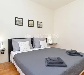 Kuća sa 6 stambenih jedinica - blizina mora - Štinjan, Pula