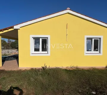 Vodnjan okolica, prizemnica s bazenom