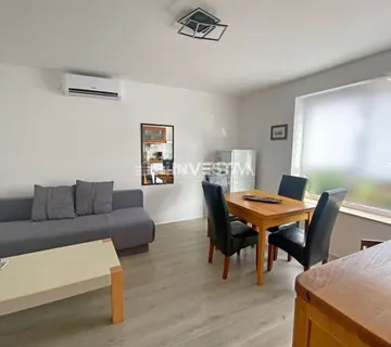 Fažana, stan na 1.katu, 150 m od mora i plaža, TOP pozicija! - cover