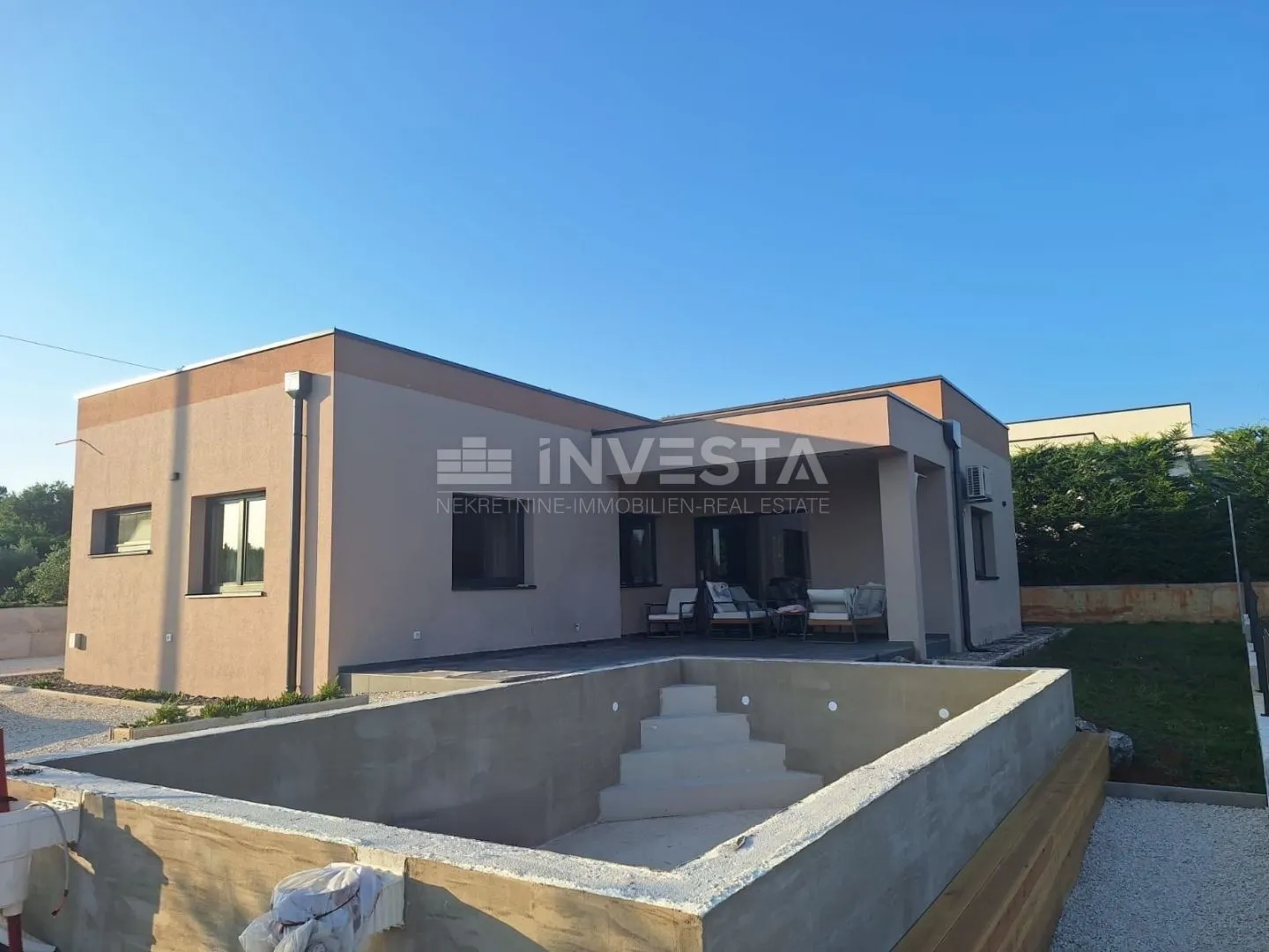Štokovci, prodaja prizemnice površine 106 m2 - cover