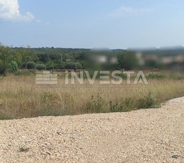 Građevinsko zemljište 15 km od Poreča - cover