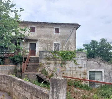 Poreč, okolica Baderne, Istarska samostojeća kuća