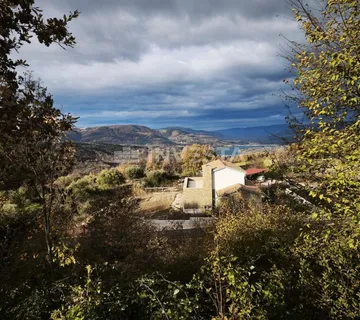Građevinsko zemljište sa pogledom na jezero - Butoniga, Pazin