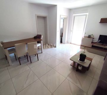 Okolica Fažane, apartman sa terasom i parkingom, blizu mora - cover