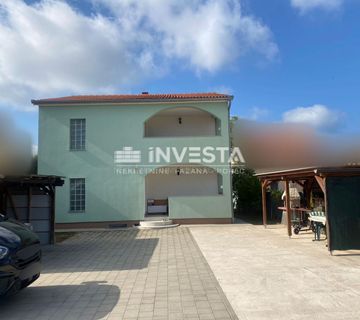 Fažana, Valbandon, samostojeća kuća 175 m2, dva stana, blizina mora - cover