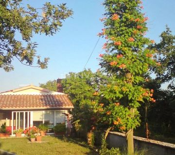 Prizemna kuća 141 m 2 na kraju sela sa imanjem od 21500 m2 - cover