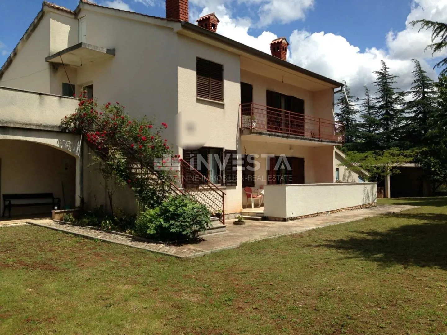 Poreč, Samostojeća kuća na mirnoj lokaciji - cover