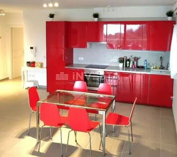 Luksuzan stan na mirnoj lokaciji u okolici Fažane - cover