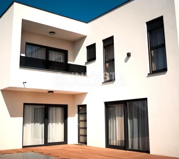 Medulin, Nova vila s bazenom i krovnom terasom, samo 200 m od mora - cover