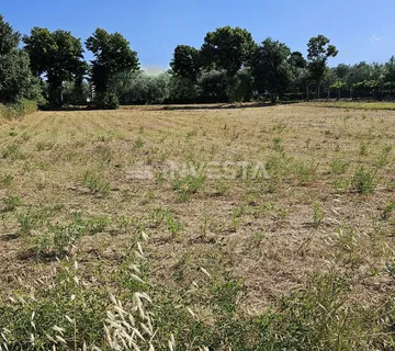 Vodnjan, atraktivno građevinsko zemljište 1.056 m2 - cover