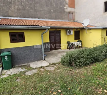 Pula, širi centar – prizemnica s mogućnošću proširenja - cover