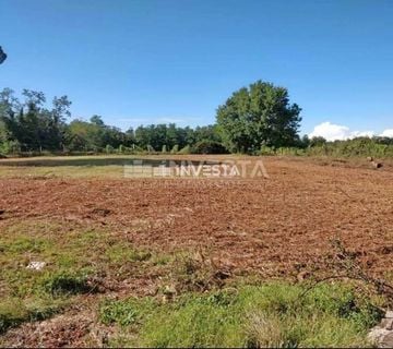 Poreč, Kaštelir, građevinsko zemljište 4483 m2 - cover