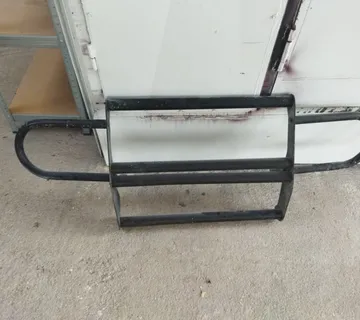 LADA NIVA PREDNJI ROLBAR - cover