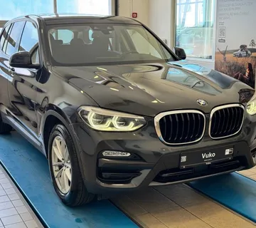 BMW X3 x 20d Drive - cover