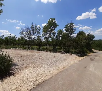 Istra, Barban, 1.5 km od mora, 2531 građevinsko zemljište