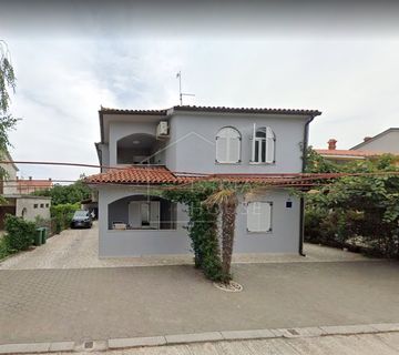 Fažana, kuća sa uhodanim apartmanima - cover