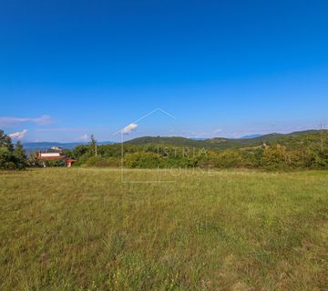 Motovun, okolica, zemljište na kraju građevinske zone - cover