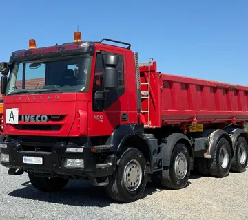 Iveco Trakker 8x4, 2009 god. - cover