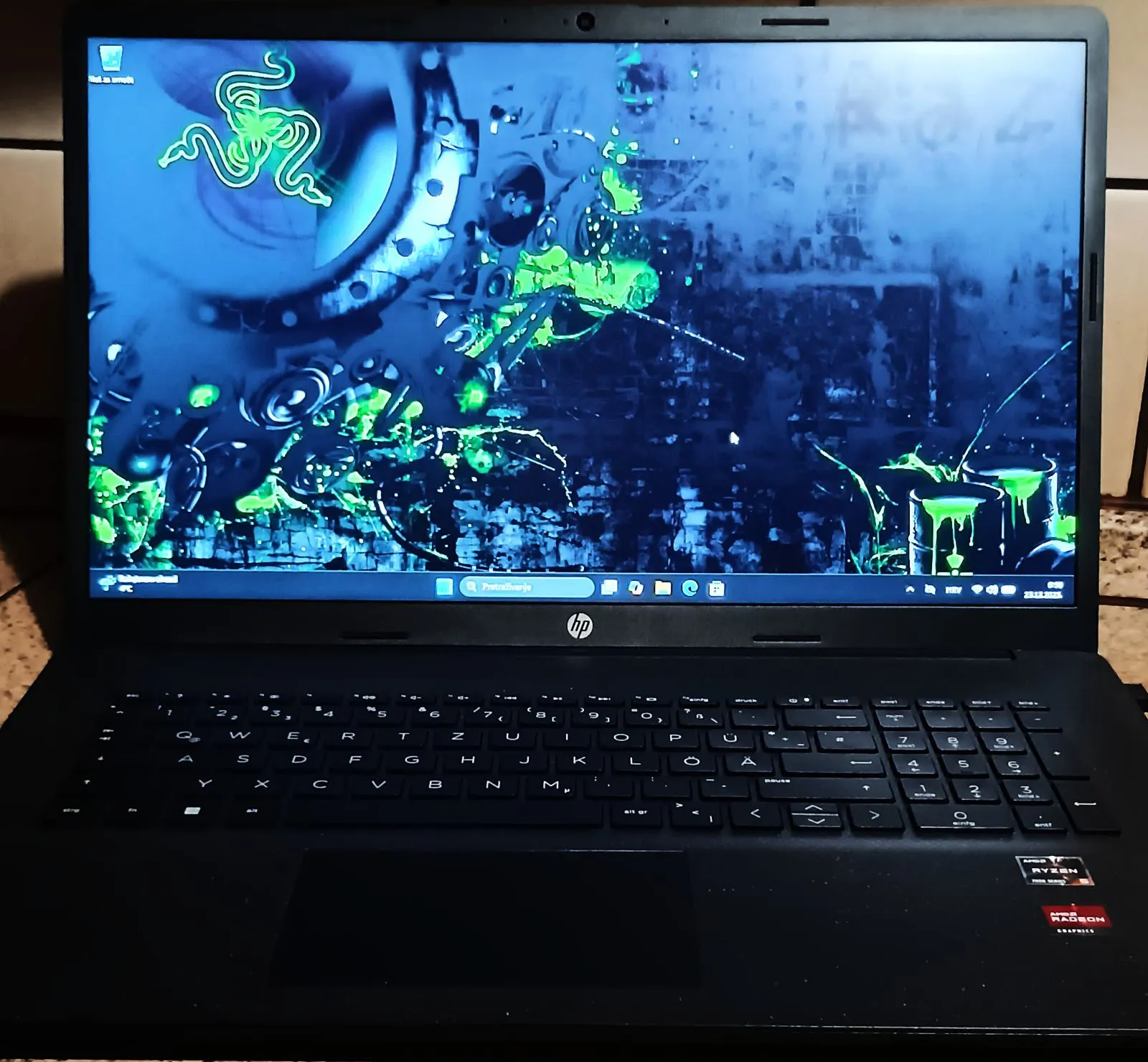 17.3", Ryzen 5 7520U, 8gb DDR5, 512gb M.2, AMD Radeon 610M, Win11 - cover