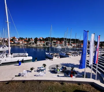 Šolta, Maslinica - građ.zemljište sa panoramskim pogledom - cover