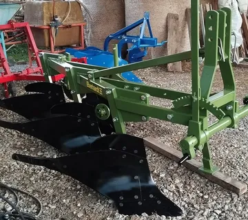 Plug Eberhardt trobrazni - cover