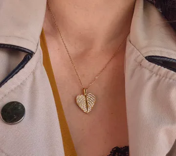 Ogrlica srce “Krila anđela” - cover