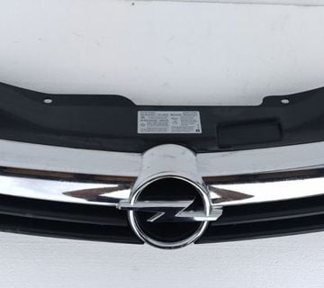 MASKA PREDNJA OPEL ASTRA H 2004-2006 - cover