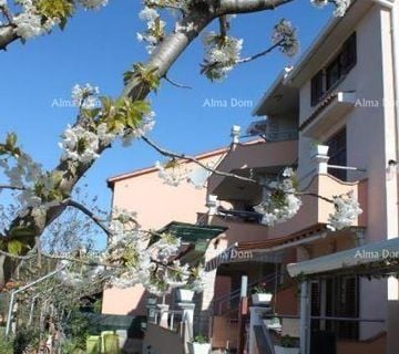 Apartmanska kuća sa 5 apartmana, svaki s predivnim pogledom na more - cover