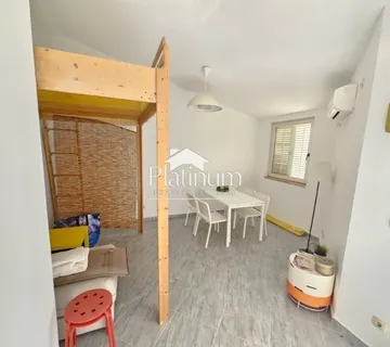 MEDULIN, PREKRASAN APARTMAN SA 2 TERASE SAMO 800M OD MORA (prodaja) - cover