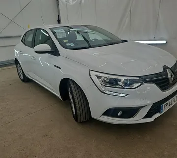 Renault Megane Blue dCi 95 4xGARANCIJA - cover