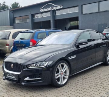 Jaguar XE 2.0D R-sport BiXenon navi koža kamera HeadUp Meridian 88000k - cover