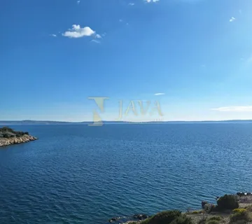 Jablanac – građevinsko zemljište 50 m od mora s dozvolom - cover