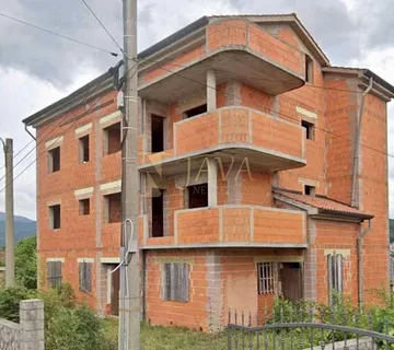 	KASTAV, Prilika! Zgrada roh bau - cover