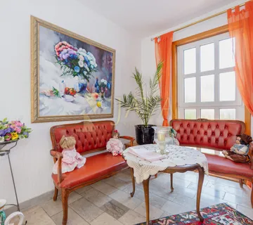 Selce – villa s 10+ jedinica, 300 m do mora, garaža - cover