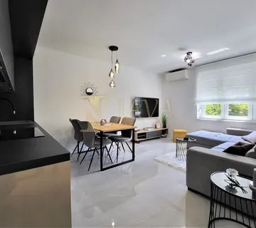 Donja Vežica, 54m2, 1.kat, 2 kupaonice, pet friendly - cover