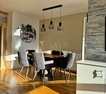 VIŠKOVO 	MODERAN I POTPUNO NAMJEŠTENI STAN - cover