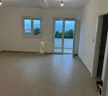 Viškovo novogradnja, 3s+db, dvorište,parking - cover