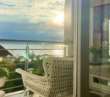 	Opatija, dugoročni najam 1s+ DB,parkirno mjesto - cover