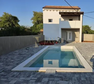 ŽMINJ NOVA KUĆA SA BAZENOM  - cover