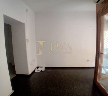 Centar/Rijeka, Poslovni prostor, 30 m2 - cover