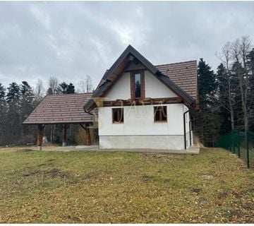Fužine, Predivna kuća uz šumu 175m2 na parceli 1.187m2  - cover