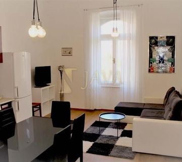 Centar, za 3 studenta, 100m2, 3 sobe, 2 kupaonice - cover