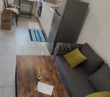 Rijeka/širi centar, 73,27m2 s terasom,nadomak Korza - cover