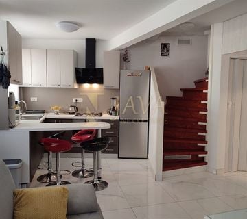 Belveder, 55 m2, adaptirana kućica, 1 s+db/2 studio app - cover