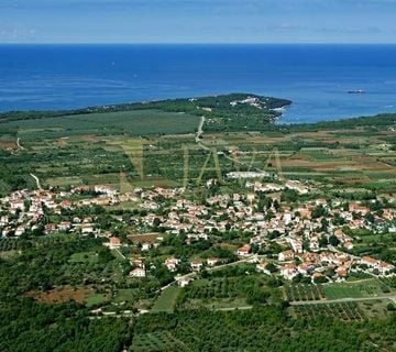 Vabriga, poljoprivredno zemljište 500 m od mora, idealno za kamp i sl. - cover