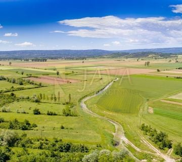 LABIN/KRŠAN, KUĆA 492 M2 + 84000 M2 ZEMLJIŠTA - cover