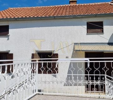 Novi Vinodolski/Bribir,mogućnost izvedbe 3 apartmana ili kuće za odmor - cover