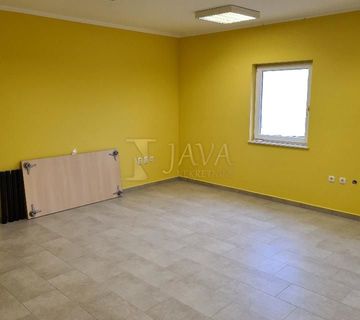 Marinići/Viškovo, poslovni prostor, 40 m2, najam - cover