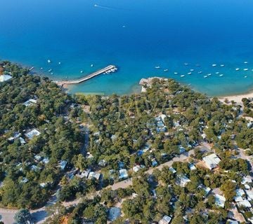 GRAĐEVINSKO ZEMLJIŠTE, 2400 M2, BLIZU KRALJEVICE - cover